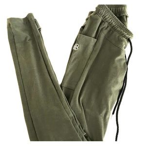 Built Apparel Hers Jogger Olive Green XS